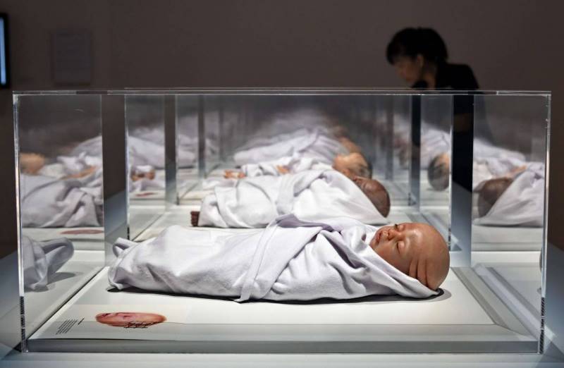 ولادة أول طفلتين معدلتين وراثيا في العالم 